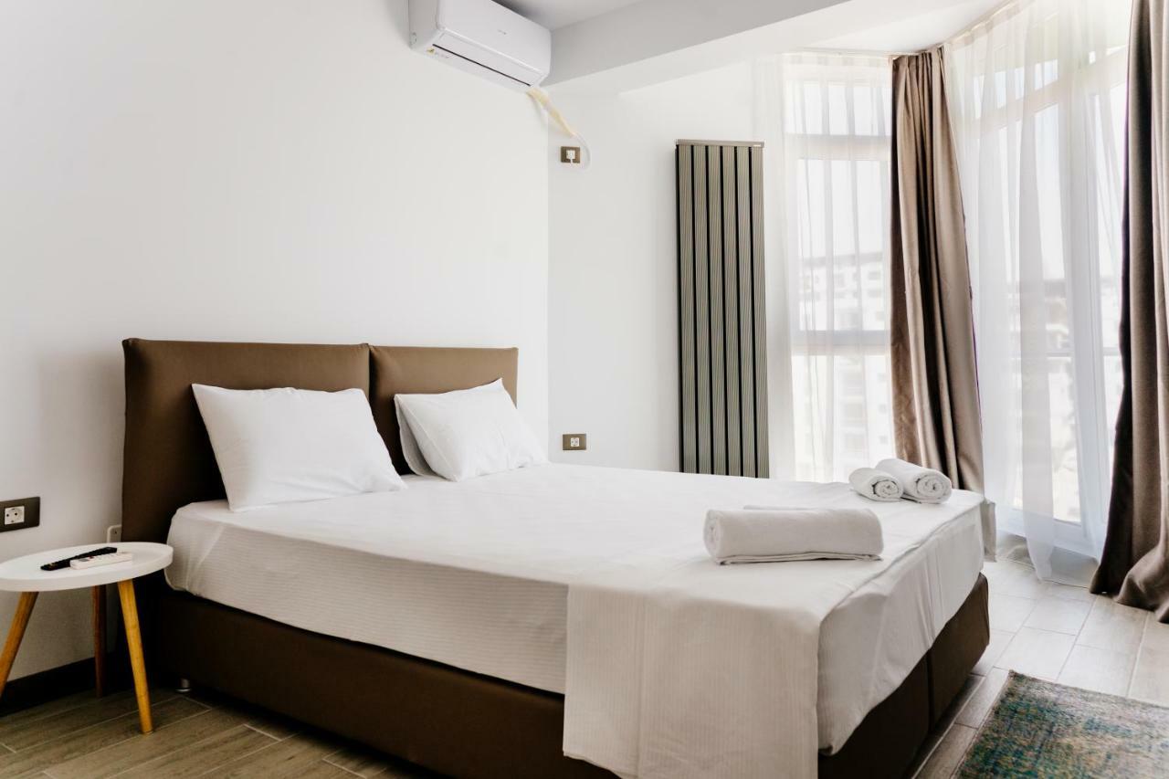 Alezzi Beach Resort Năvodari Esterno foto